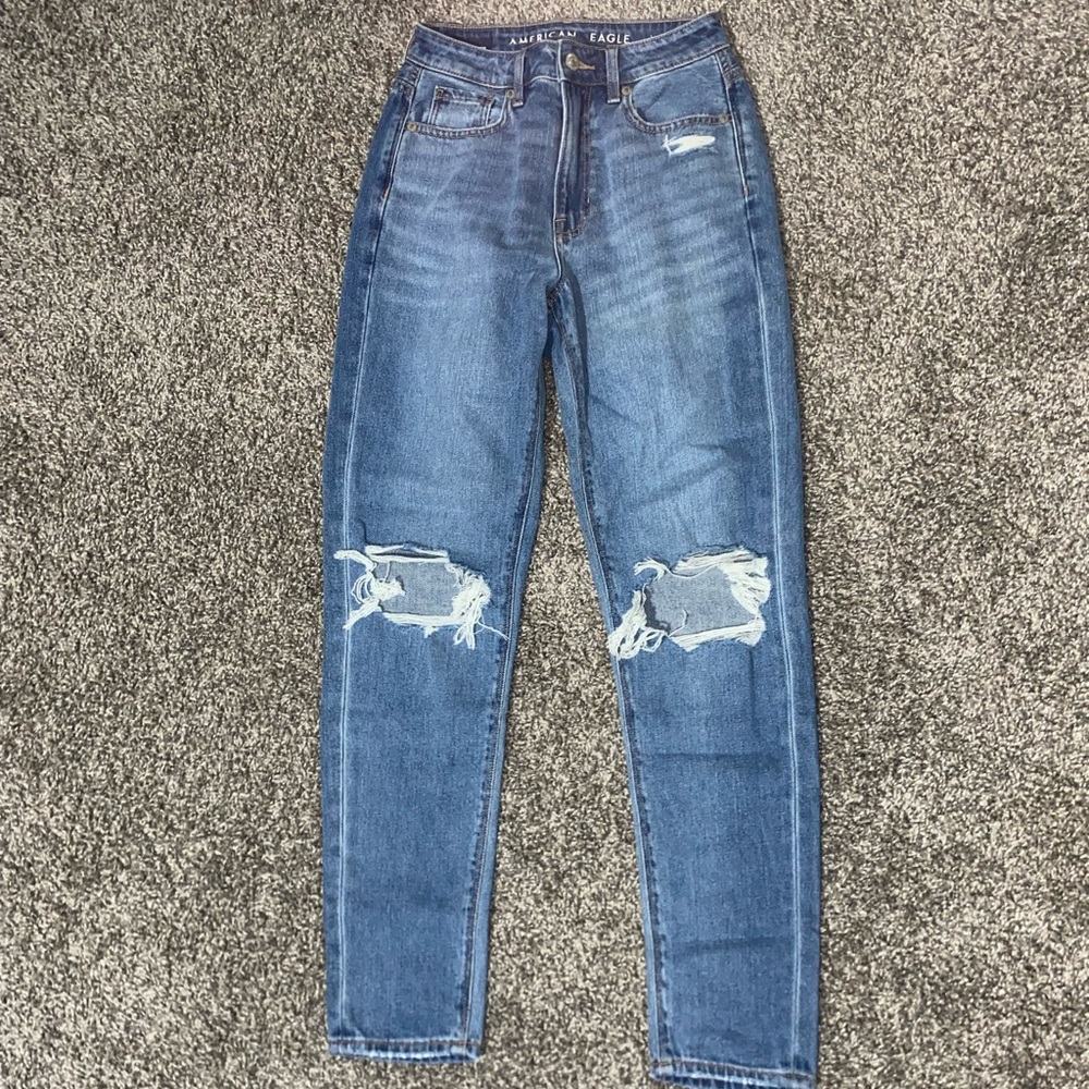 American Eagle Ripped Mom Jeans